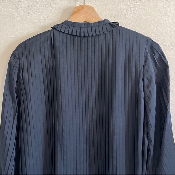 Vintage 80s Pleated Button Up - Picture 8 of 10
